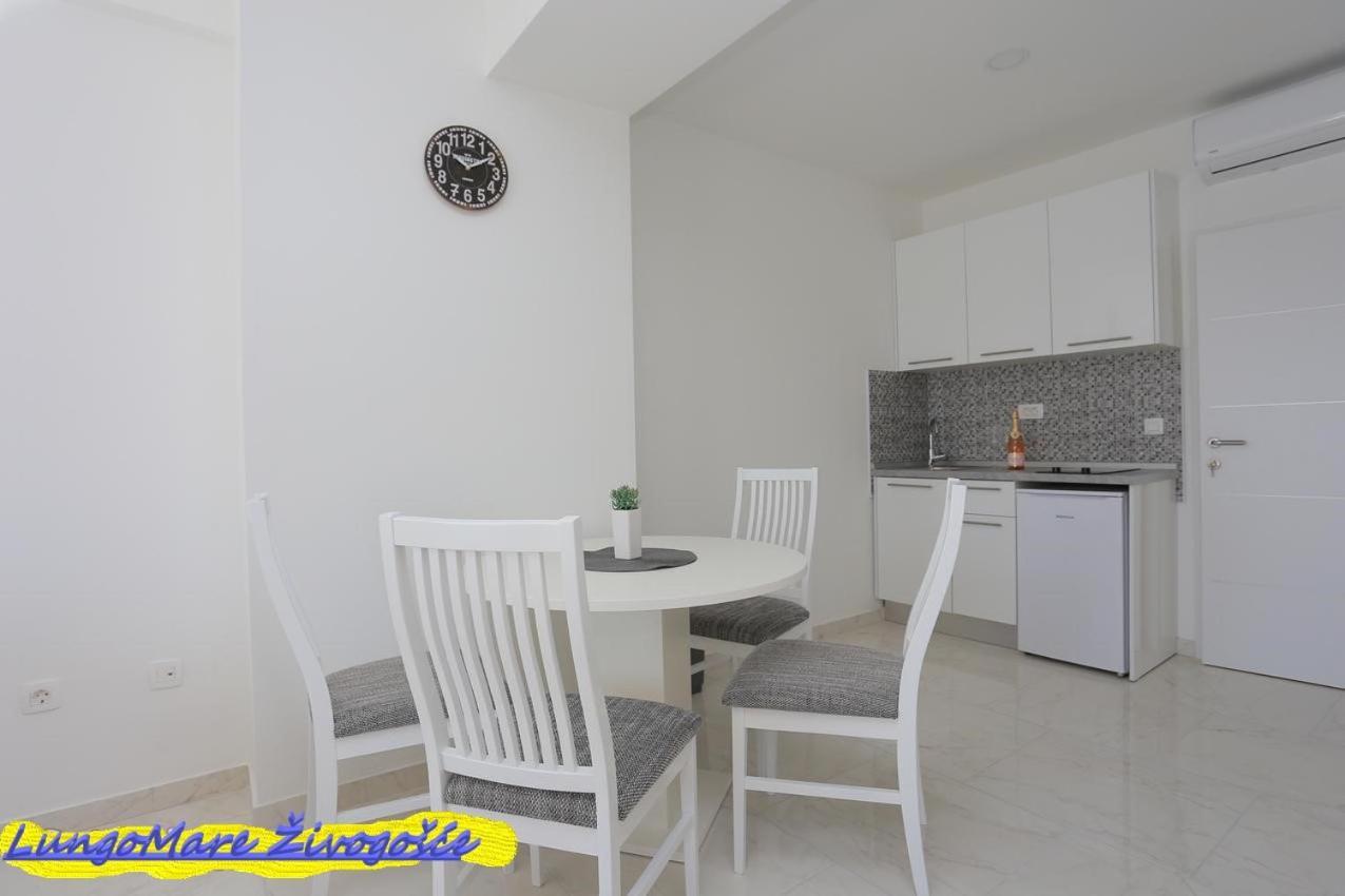 Apartmants Villa Lungo Mare Zivogosce Exterior photo